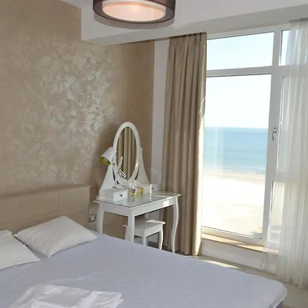 Frontal Seaview Spa&pool - Parking Apartment