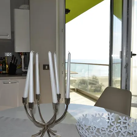 Apartment Frontal Seaview Spa&pool - Parking Mamaia