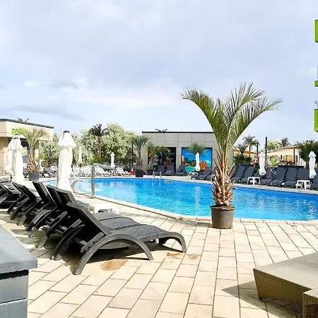 Frontal Seaview Spa&pool - Parking Apartment